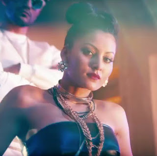 Urvashi Rautela In Daddy Mummy Song From Bhaag Johnny (89)